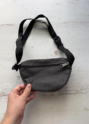 Бананка eastpak оригінал 3