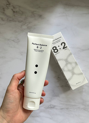 B : lab matcha hydrating foam cleanser - пінка для вмивання з матчею 120ml