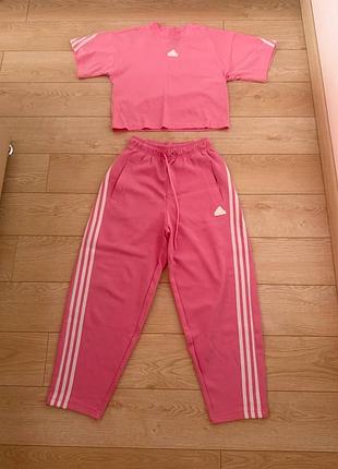 Спортивний костюм жіночий adidas рожевий