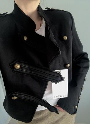Чорна куртка zara 4