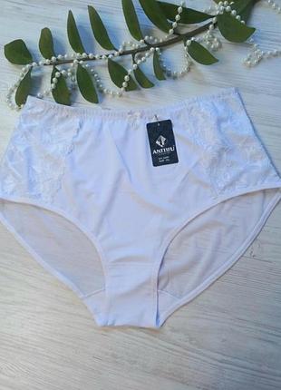 Трусики декорированы кружевом с сеточкой на ягодицах 860🎀