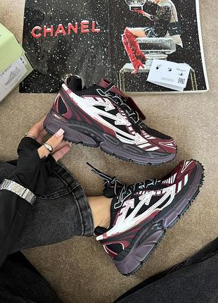 Off-white right back burgundy 4