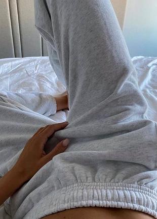 Джоггеры базовые со шнурками 9