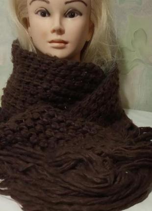 Стильний, довгий, дуже теплий, з красивим об'ємним узором шарф