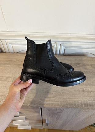 Женские ботинки челси
