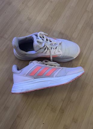 Кросівки adidas, жіночі, розмір 38, довжина стопи 24.5