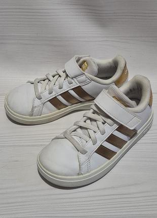 Детские кроссовки adidas