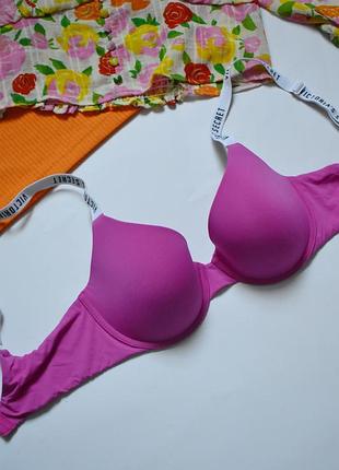 Базовый повседневный бюстгальтер с лого на бретельках victoria`s secret 70d