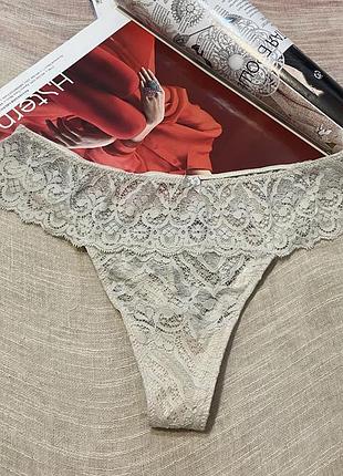 Intimissimi чудові мереживні трусики
