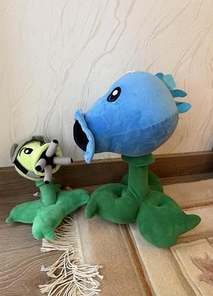 Plants vs zombies іграшки