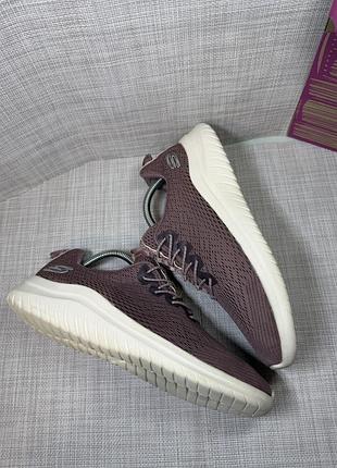 Оригинальные кроссовки skechers 3