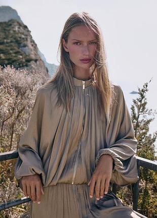 Куртка жіноча атласна сіра zara new