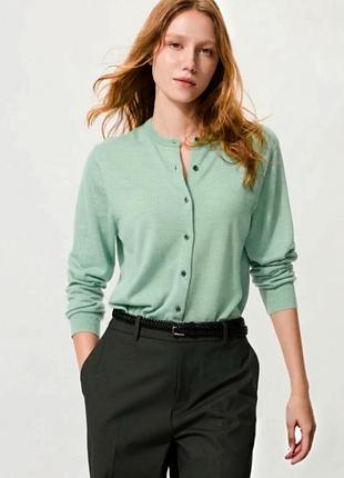 ,женский кардиган uniqlo из шерсти свет зеленого фисташкового цвета размер l/48