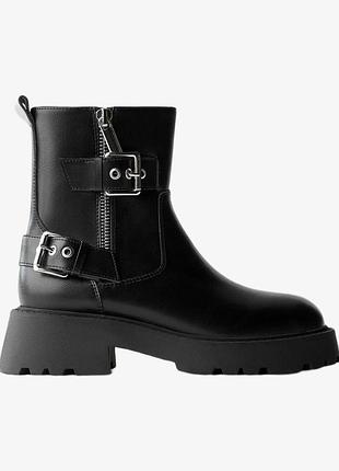 Чоботи zara