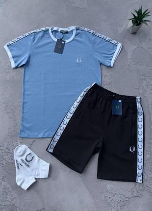 Мужской летний костюм fred perry футболка и шорты синий комплект фред перри с лампасами (b)