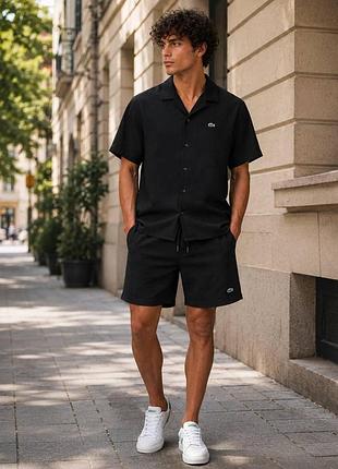 Мужской льняной костюм lacoste черный комплект рубашка и шорты лакоста (b)