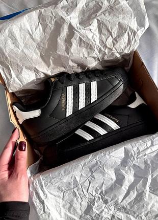 Adidas superstar 'core black white' ⚫️⚪️ 9