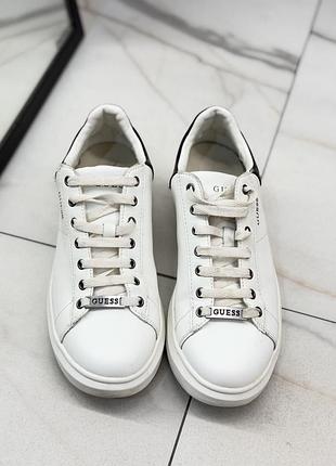 Кеди білі guess 25,5см 2