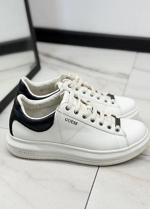 Кеди білі guess 25,5см 4