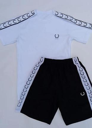 Мужской летний костюм футболка + шорти fred perry белый с лампасами комплект фред перри на лето (b) xl