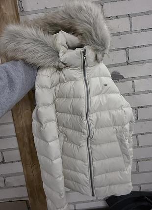 Куртка пуховик жіноча молочна s tommy hilfiger оригінал