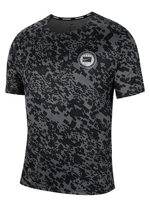 Нова бігова футболка найк nike running dri-fit camo t-shirt, m (факт l), оригінал