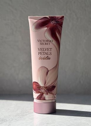 Парфумований лосьйон velvet petals brulee victoria's secret