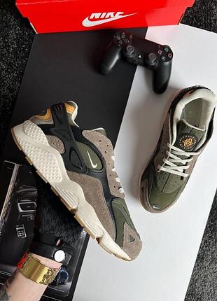 Чоловічі кросівки nike air huarache brown khaki 44