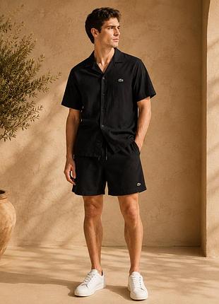 Костюм чоловічий літній двійка натуральний lacoste чорний трендовий якісний комплект шорти та сорочка з льону жатка лакоста