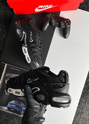 Мужские кроссовки nike air max plus tn lace toggle black white