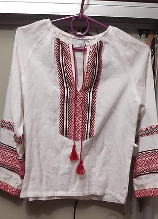 Вишиванка для маленької принцески