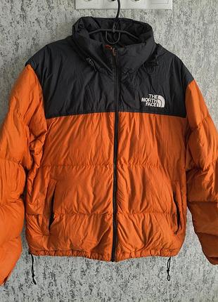 Пуховик the north face.