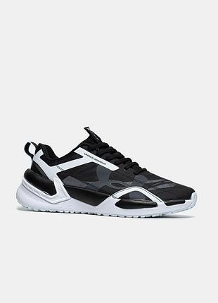 Under armour w reign xt-blk 6