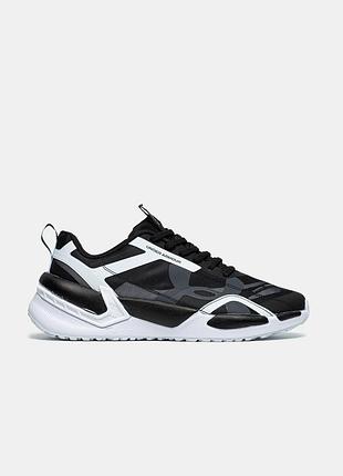 Under armour w reign xt-blk 2