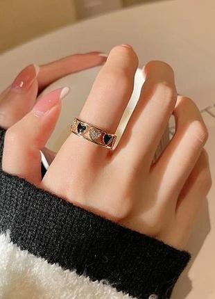 Каблочка сердечки по кругу, эмаль черный