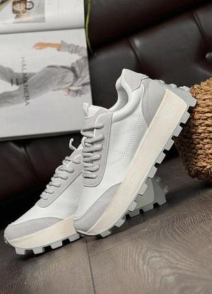 Женские кроссовки assistant white/ grey 250-3 нп495
