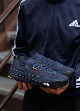 North face clyffe trainers dark blue 8
