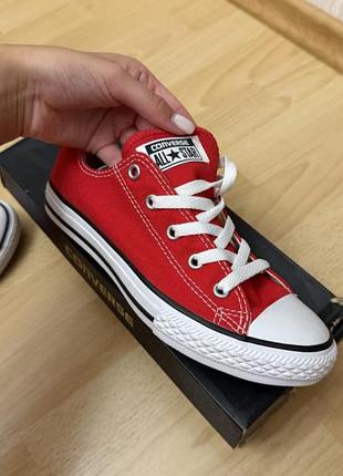 Новенькі converse all star ❤️ розмір 35. яскравий червоний колір, класичний дизайн, білі шнурівки та підошва. не носилися, стан ідеальний ✨