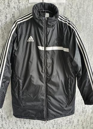 Куртка adidas.