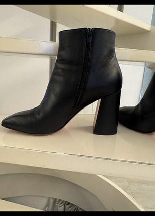 Бренд: christian loubouti