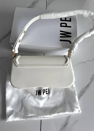 Premium  jw pei white  дефект - цятка на шкірі  матеріал: pu шкіра розмір: 26х13х6 см  комплектується в брендовану коробку, пильовик, бірка