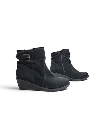 Черевики жіночі чорні на танкетці dorothy perkins розмір 39 (uk 6)