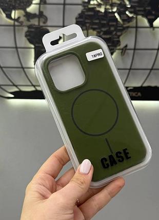 Чехол-бампер c magsafe для телефона айфон 16 про,silicone case чехол с микрофиброй для iphone 16 pro (зеленый)
