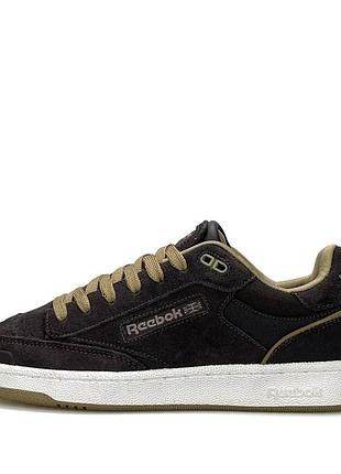 Мужские кроссовки reebok club c коричневые из натуральной замши короткие кеды для повседневной носки на весну лето брендовые рыбок