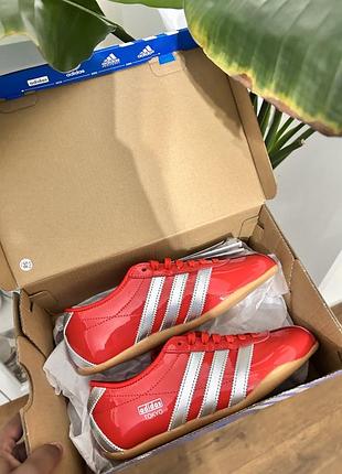 Кросівки adidas tokyo