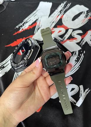 Чоловічий годинник casio dw-5600 — камуфляжний дизайн, металевий корпус, спортивний g-shock