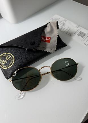 Стильні окуляри ray-ban у ідеальному стані ✨ мало носилися, без слідів використання. оригінальний футляр, серветка та чек збереглися.