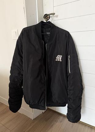 Бомбер boohoo чорний y2k streetwear sk8