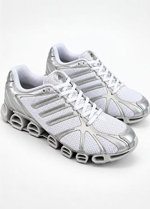 Кроссовки женские adidas mega ghostride jq0555 бело-серебристые 40 2/3 (25,5 см)