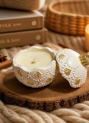 Свеча новогодняя игрушка , аромат "яблочный пирог", ручная работа